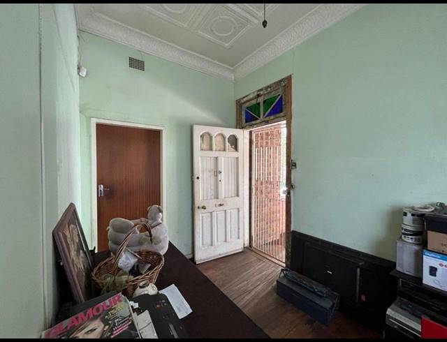 4 BEDROOM HOUSE FOR SALE IN BEZUIDENHOUT VALLEY